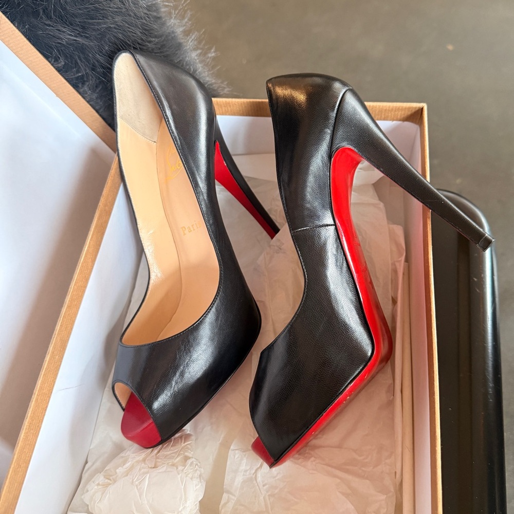 💯Authentic Very Prive 120 Leather Christian Louboutins - Size 39 - Good Cond. - Picture 7 of 16